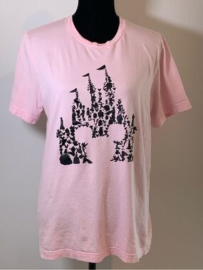 Women’s Pink T-Shirt Disney Graphic Size Large Cotton Princess Mickey Castle